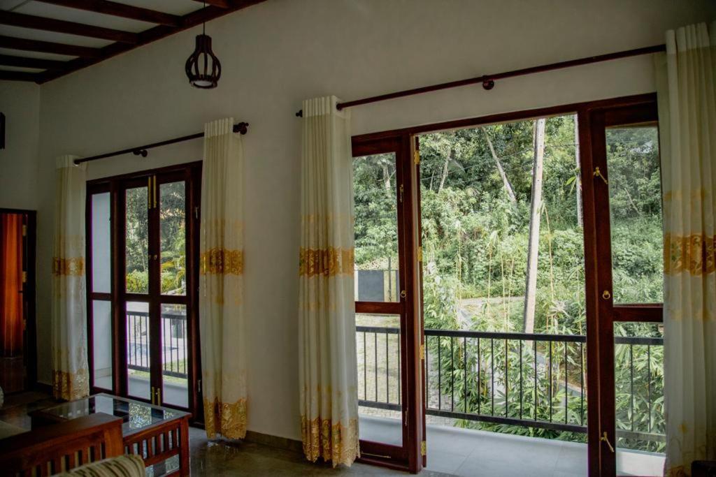 Healand Holiday Bungalow And Restaurant Deniyaya Exterior photo